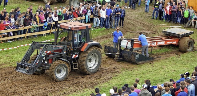 Traktoren ziehen wieder um die Wette.   | Foto: Privat