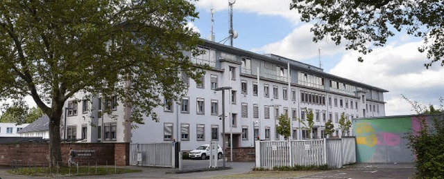 Das Polizeiprsidium Offenburg in der ...Polizeireform ohne Vizeprsident aus.   | Foto: Seller