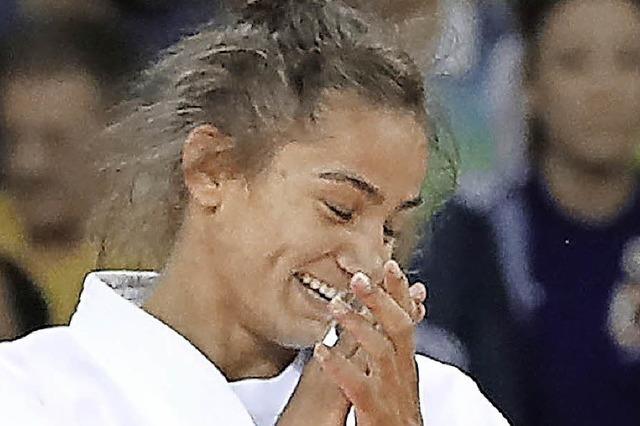 Majlinda Kelmendi holt erstes Gold für Kosovo in der Olympiageschichte