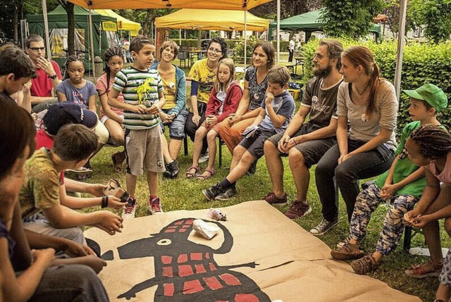 Mehr als 60 Kinder beteiligten sich an...nd trafen sich am Tennennbacher Platz.  | Foto: Privat