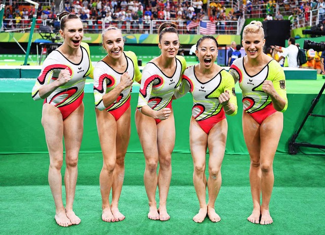 Das deutsche Team (von links): Sophie ...line Schfer, Kim Bui, Elisabeth Seitz  | Foto: dpa