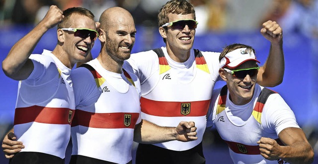 ber den Hoffnungslauf zu Olympia-Gold...tze, Lauritz Schoof und Philipp Wende   | Foto: dpa