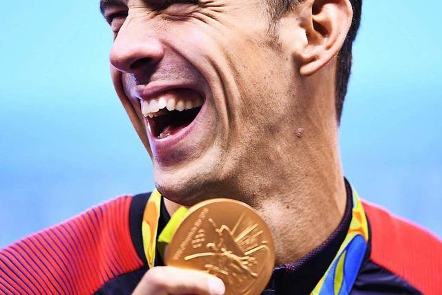Phelps tritt standesgem ab: Gold mit der Staffel
