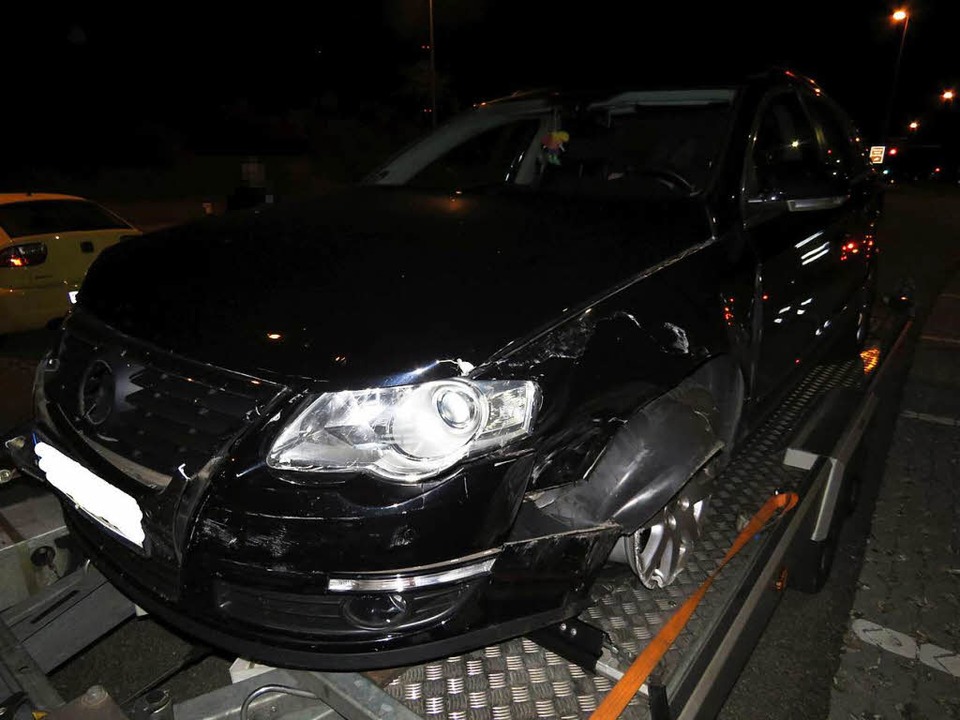 Bei dem Unfall enstanden etwa 30000 Franken Sachschaden.  | Foto: Kantonspolizei Aargau