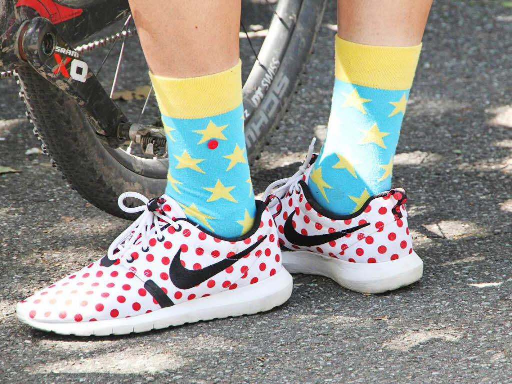 Mut zur Farbe: Modische Akzente bleiben auch bei einem Radrennen nicht aus. Mut zur Farbe: Modische Akzente bleiben auch bei einem Radrennen nicht aus.