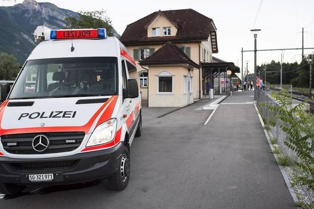 Frau stirbt nach Attacke in Regio-Zug