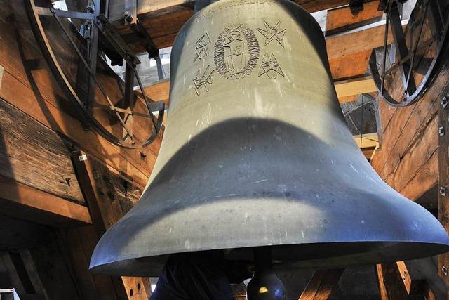 Alle 15 Glocken des Freiburger Mnsters erhalten neue Klppel