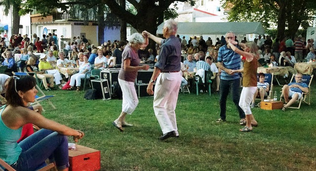 Einige hundert Gste kamen zum Event &...egessen, getanzt oder einfach relaxt.   | Foto: Hans-Jrgen Hege