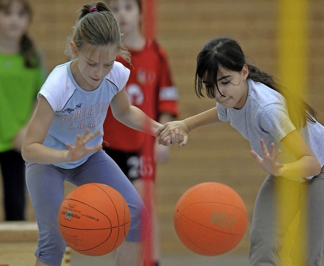 An den Bugginger Kindergrten sollen Lifekinetik-Ballkurse angeboten werden.   | Foto: dpa