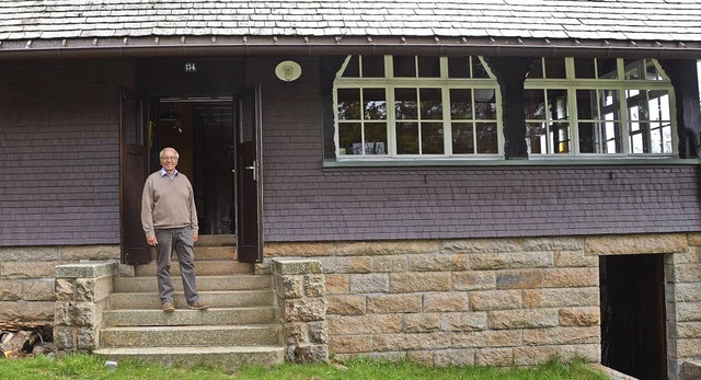 Hausherr Michael Keck freut sich ber ...nes Landhauses als Denkmal des Monats.  | Foto: Ralf Morys