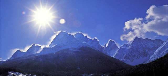 Die Dolomiten sind eine Reise wert.   | Foto: Christian Tschurtschenthaler/dpa