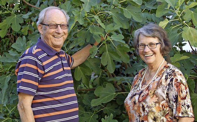 Gisela und Martin Muler in ihrem Garten   | Foto: Barbara Rderer