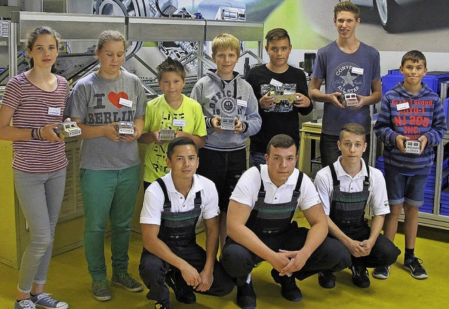 Die jungen Gste bei  Schaeffler Techn...ldenden in die Obhut genommen worden.   | Foto: Schaeffler