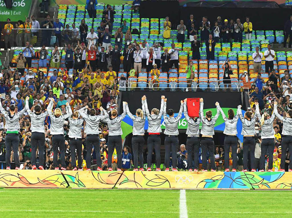 Ganz groe Emotionen: Die deutschen Fuballerinnen gewinnen Gold.