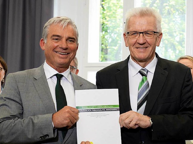 Ministerprsident Winfried Kretschmann...gen die Landesregierung in Bedrngnis.  | Foto: Bernd Weissbrod