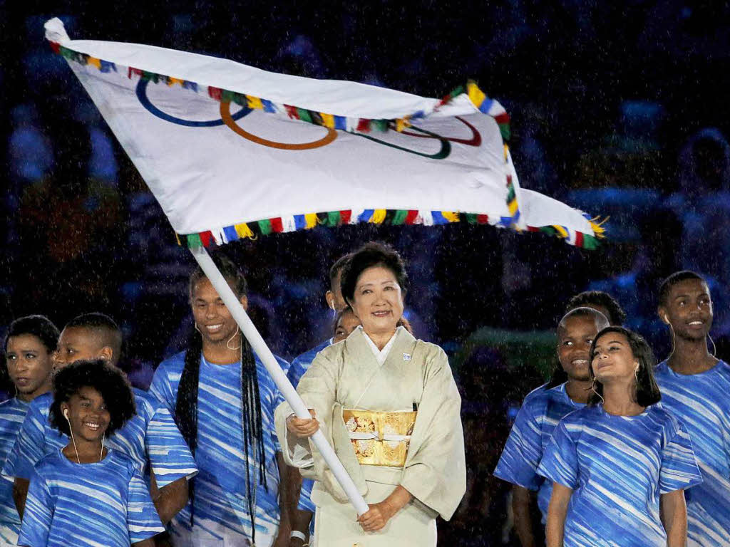 Bei der mehr als zweistndigen Abschlusszeremonie wurden nochmals die brasilianische Kultur, Musik und Lebensfreude gefeiert. Sie war bunt, laut und frhlich.