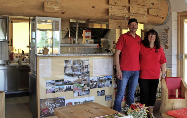 Ein Jahr Dorfkiosk Bachheim: Christof ... Ihren Schritt haben sie nicht bereut.  | Foto: Christa Maier