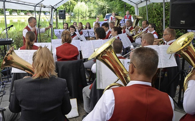 Sasbach.  Die Musiker vom MV Sasbach beim Frhschoppenkonzert.  | Foto: Roland Vitt