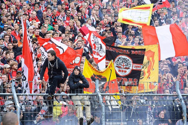 Fast drei Viertel der SC-Fans haben einen Hochschulabschluss.  | Foto: Achim Keller