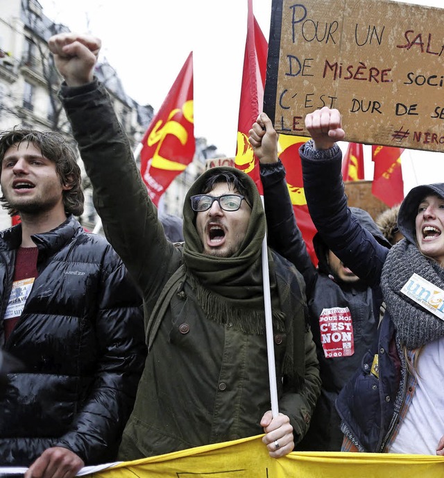 Protest gegen Arbeitsmarktreformen im April in Paris   | Foto: DPA