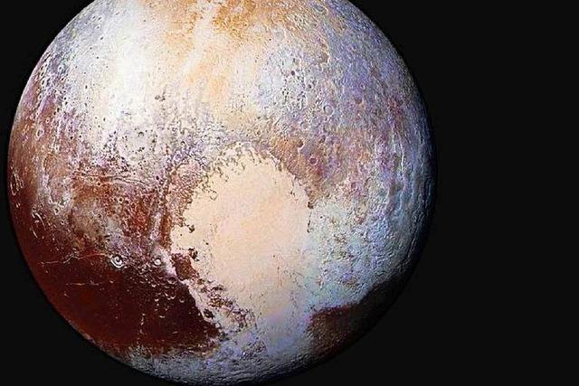 Seit zehn Jahren darf Pluto kein Planet mehr sein