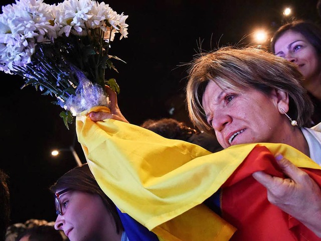Freude in Kolumbien: Ein jahrzehntelan...utiger Konflikt steht vor seinem Ende.  | Foto: AFP