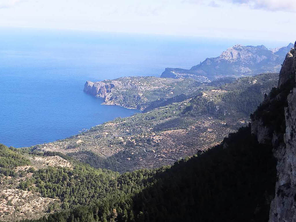 Diesen Blick vom Cami de s'Arxiduc auf die Kste bei Dei, Tramuntana/Mallorca hatte Dieter Leeb aus RheinfeldenBZ Fotosommer: Wandern