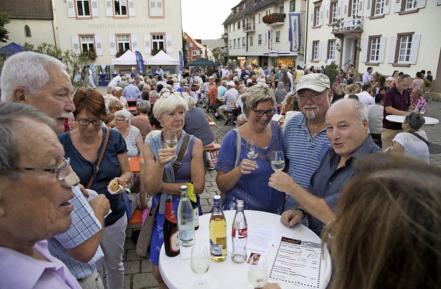 Groe Resonanz fand der  Mllheimer Donnerstag auf dem Markgrfler Platz.   | Foto: Volker Mnch