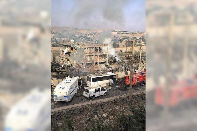 PKK ttet elf Polizisten bei Selbstmordanschlag