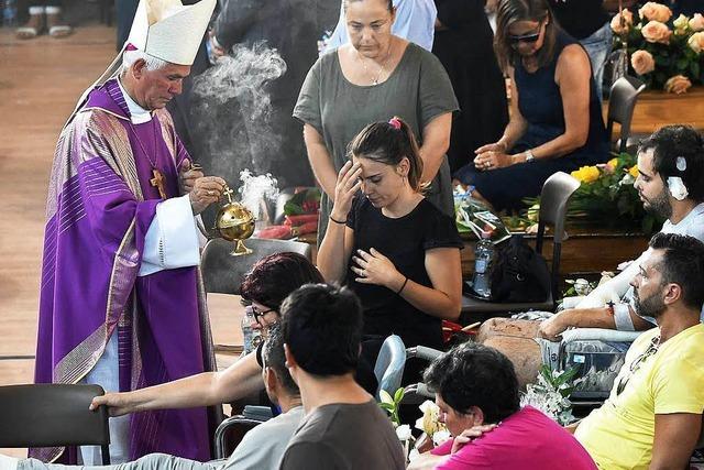 Italien nimmt Abschied von den Erdbebenopfern