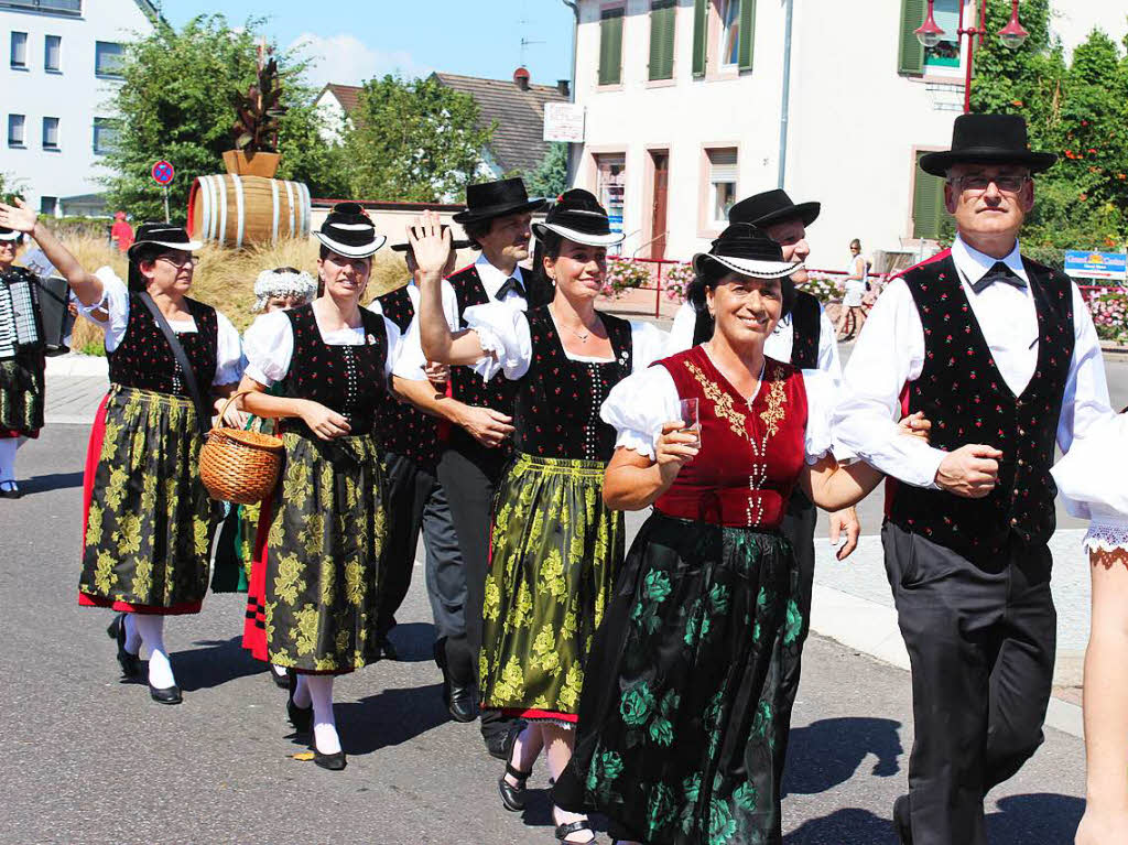 Eine Augenweide: der Festumzug zum Kreistrachtenfest in Breisach