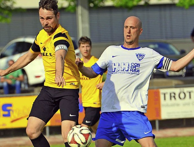 Doppelpacker in Hausen: Fabian Kluge (rechts)   | Foto: Thoma