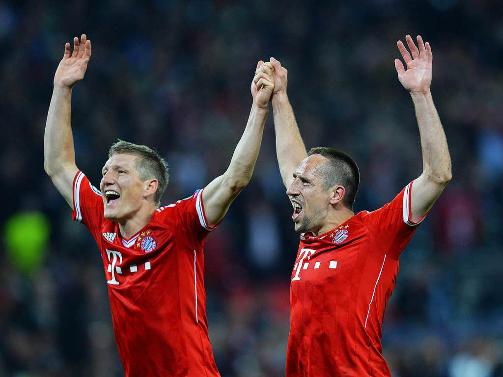 25. Mai 2013: Schweinsteiger und Ribery erobern Europas Fuballthron. Im Finale der Champions League bezwang der FC Bayern den Dauerrivalen Borussia Dortmund.