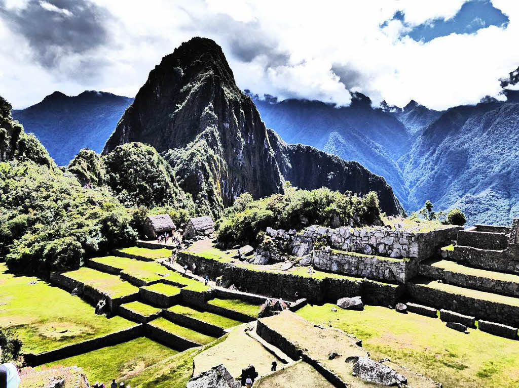 Ilse Mller  aus Friesenheim hat  in diesem Jahr  eine Sdamerika-Rundreise durch Peru, Bolivien und  Brasilien  unternommen:    Machu Picchu - die sagenumwobene Inkasttte in Peru.