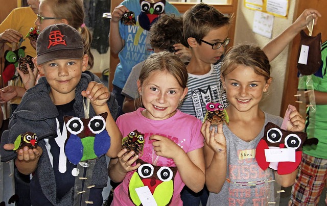 Hellauf begeistert waren viele Kinder ...ichen Gemeinde Eulen gebastelt wurden.  | Foto: horst david