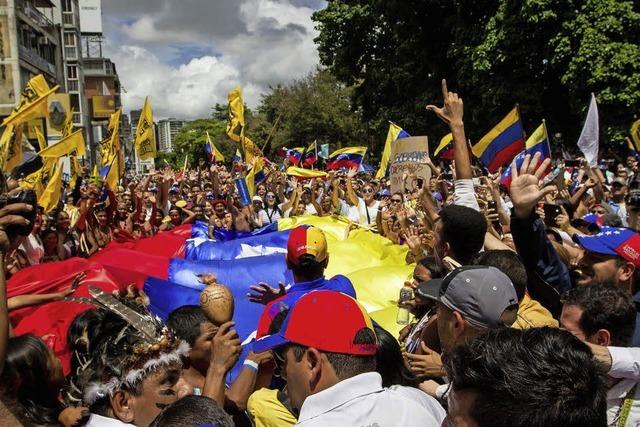 Rezession, Inflation, Proteste: Venezuela gerät außer Kontrolle