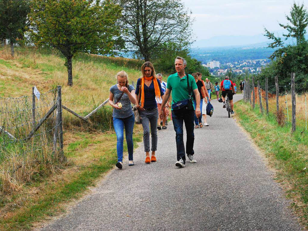 Auf dem Weg zur Burg riss der Menschenstrom lange nicht ab.