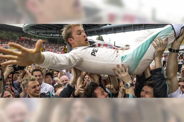 Sieg in Monza: Rosberg dreht auf, springt und singt