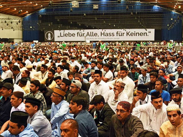 Teilnehmer des islamischen &#8222;Kirchentags&#8220; in Karlsruhe   | Foto: Jehle