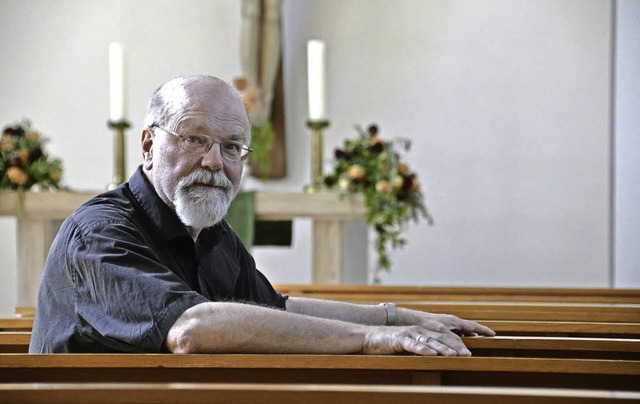 In der Hugsweier Kirche sitzt Pfarrer ...8211; fr jeden, zu jeder Zeit&#8220;   | Foto: Engel