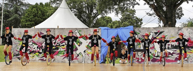 Bei der &#8222;Kinderinsel&#8220; auf ...uftritt. Jetzt wird wieder trainiert.   | Foto: Privat