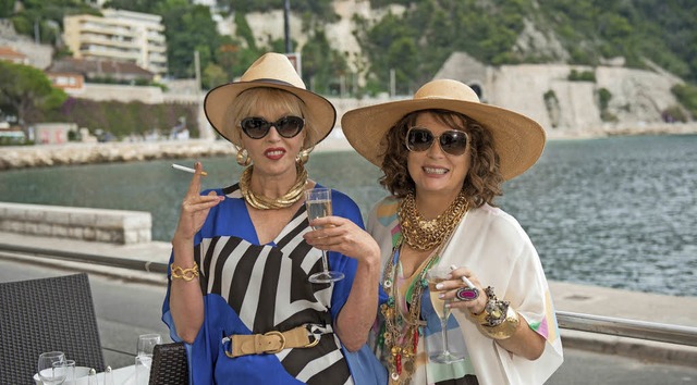 Patsy (Joanna Lumley) und Eddy (Jennifer Saunders)   | Foto: dpa