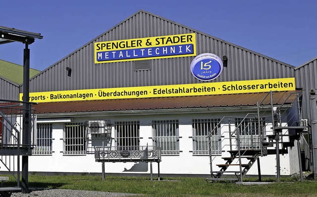 Die Firma Spengler &amp; Stader auf dem Flugplatz   | Foto: Christoph Breithaupt