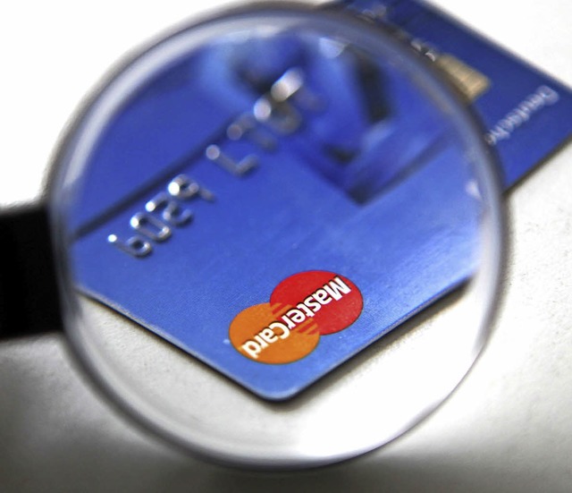 Schdigt  Mastercard Verbraucher?  | Foto: DPA