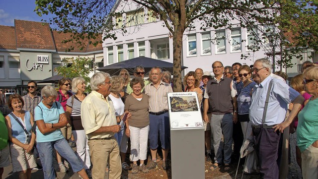 Eberhard Stulz war der sachkundige Fhrer ber den  Wickertsheimer Weg.  | Foto: WOLFGANG BECK