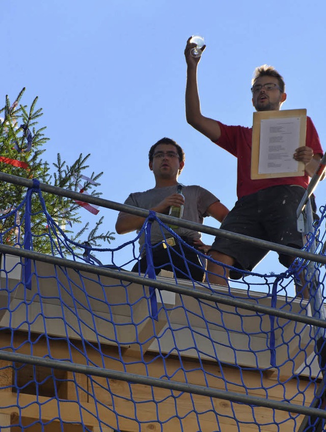 Richtfest: Ein Hoch auf den Neubau der...ssenschaft an der Rtenbacher Strae.   | Foto: Martin Wunderle