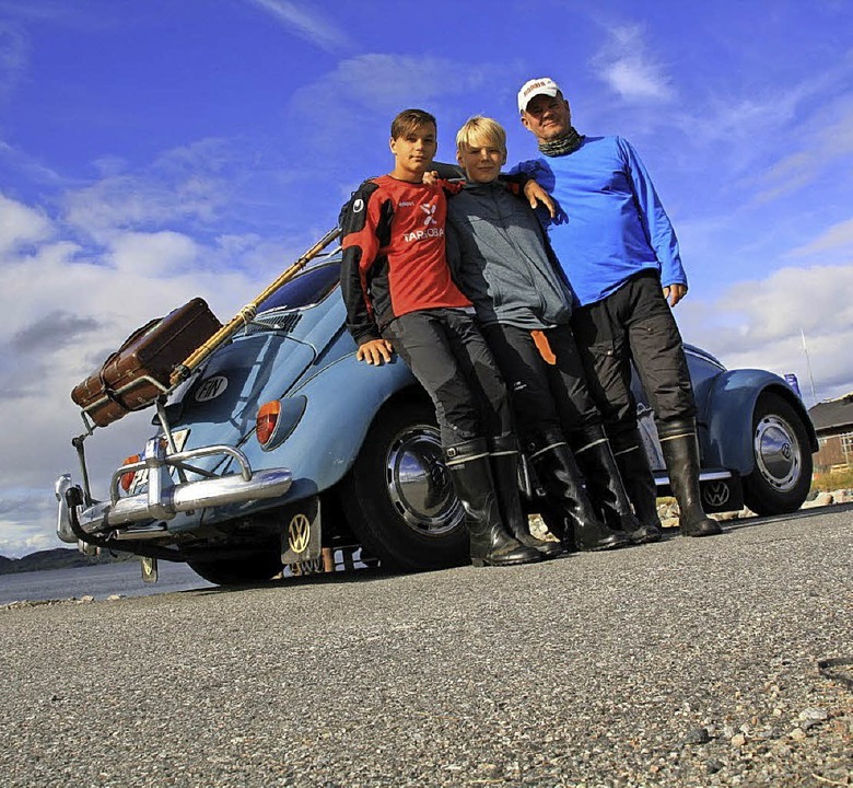Matti, Kalle und Petteri Mhwald (von ...er Kfer lie sie dabei nie im Stich.   | Foto: Mhwald