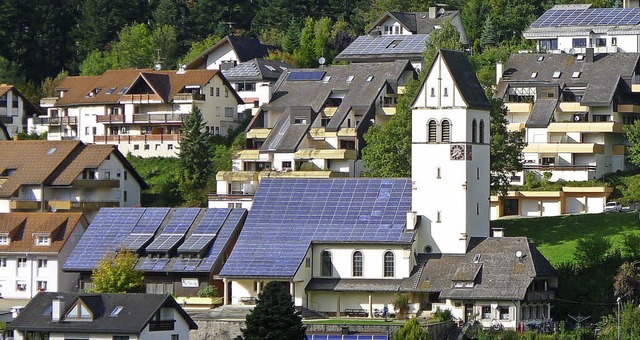 Auf den Dchern von Schnau,  siehe di... es noch  Potenzial fr Solarenergie.   | Foto: Jacob