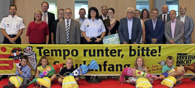 Erfahrungsaustausch (v. l.):  Dirk Her...Jan Eisenbeis, Sofia Benz,  Jona Ell.   | Foto: Sparkasse Offenburg/Ortenau