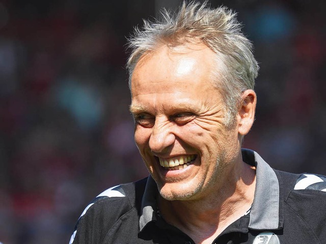 Das Spiel am Freitagabend  beim 1. FC ...&#8220; sein, meint Christian Streich.  | Foto: AFP